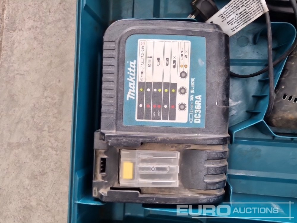 Equipamento de construção Makita BHR262 36 Volt Cordless Hammer Drill/Breaker, Charger, Battery: foto 11