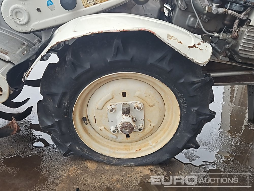 Máquina agrícola Mitsubishi CT800D: foto 10