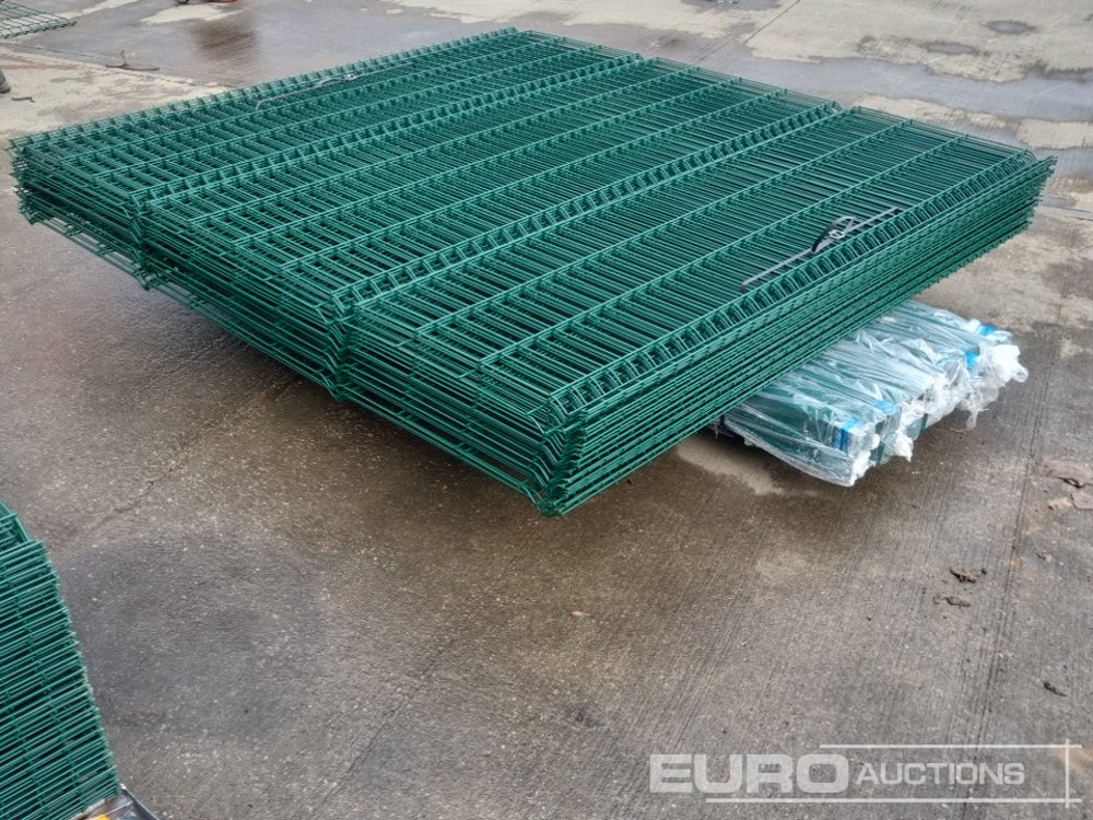Máquina agrícola Unused Galvanised & Powder Coated Heavy Duty (5mm) Wire Mesh Fencing, 25 x H2.4m x W2.2m Panels, 26 x 60mm x 60mm x3m Posts, with Fittings (Green): foto 18
