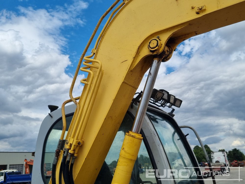 Mini escavadeira New Holland E70SR-1ES: foto 24