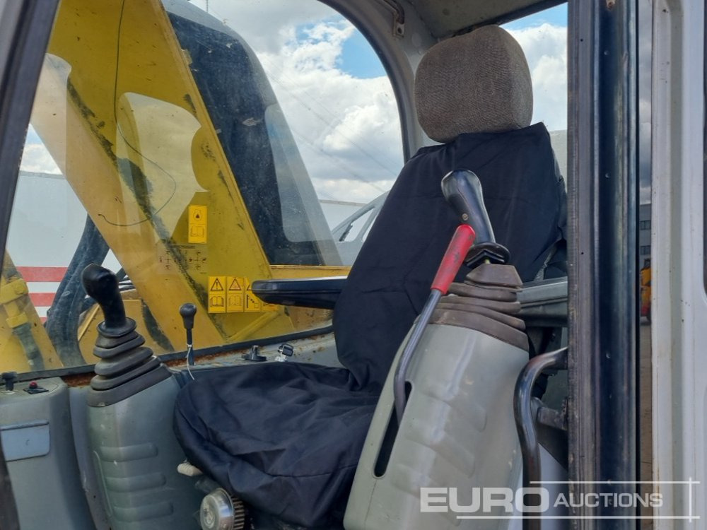 Mini escavadeira New Holland E70SR-1ES: foto 36