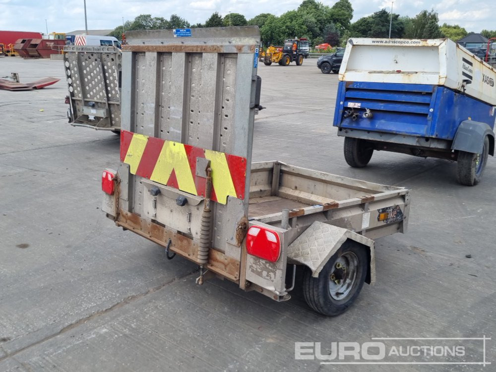 Pike Single Axle Traffic Light Trailer - Reboque porta máquinas: foto 5 Pike Single Axle Traffic Light Trailer - Reboque porta máquinas: foto 5