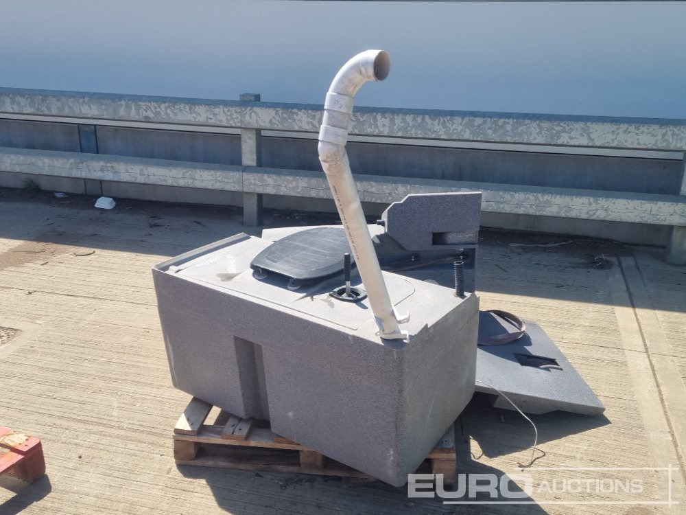 Portable Toilet (Spares) - Equipamento de construção: foto 2 Portable Toilet (Spares) - Equipamento de construção: foto 2