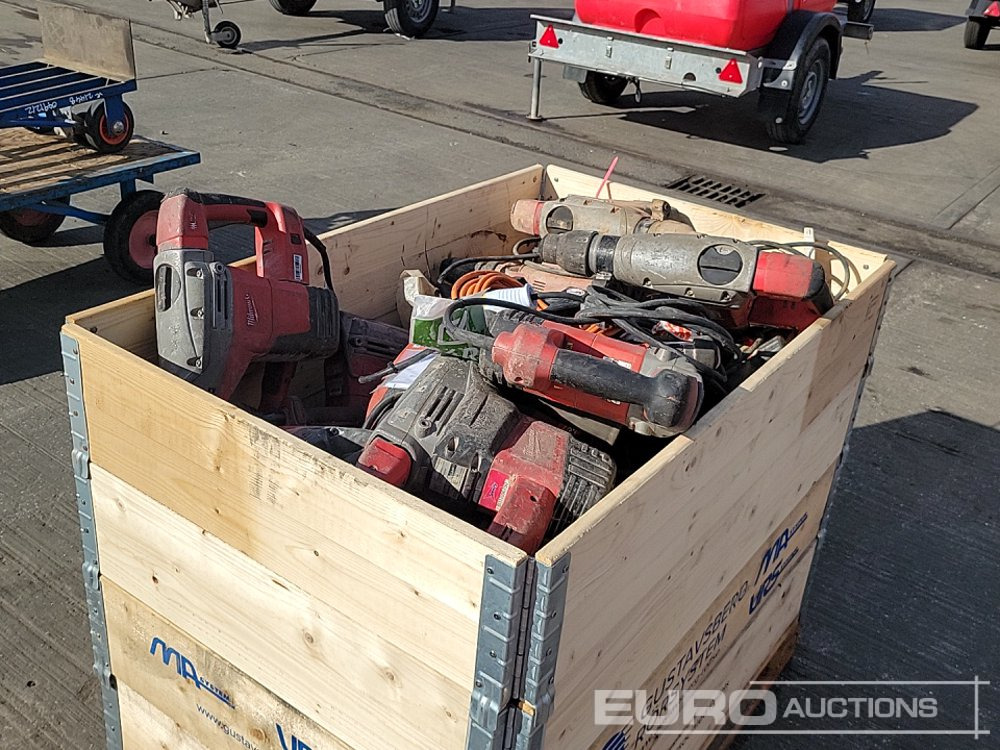 Selection of Various Milwaukee & Hilti Hand Held Power Tools (1 Stillage of) - Equipamento de construção: foto 1 Selection of Various Milwaukee & Hilti Hand Held Power Tools (1 Stillage of) - Equipamento de construção: foto 1