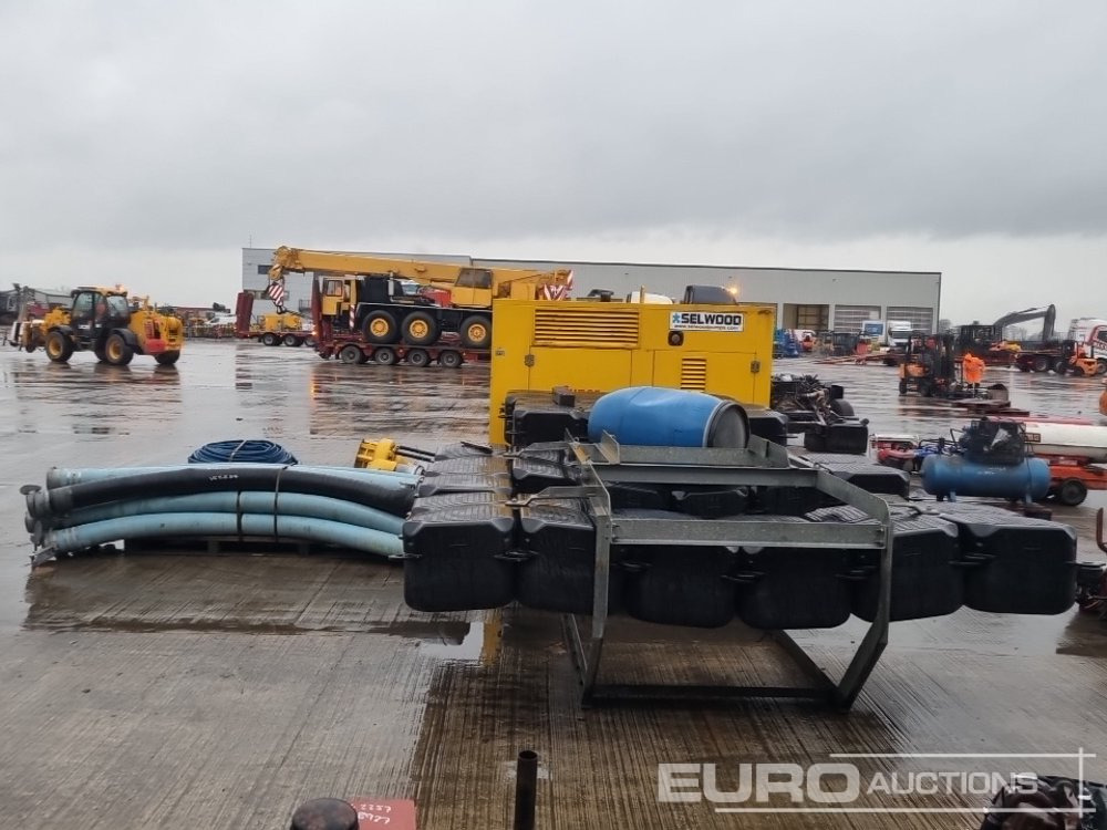 Selwood Hydraulic Pump, Iveco Engine, 6" Hydraulic Submersible Waterpump & Hoses, Pallet of Lay Flat Hoses, Pallet of 6" Hoses, Flotation Pontoon & Floats - Bomba de água: foto 4 Selwood Hydraulic Pump, Iveco Engine, 6" Hydraulic Submersible Waterpump & Hoses, Pallet of Lay Flat Hoses, Pallet of 6" Hoses, Flotation Pontoon & Floats - Bomba de água: foto 4