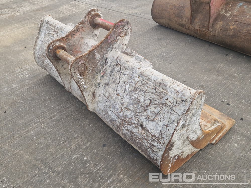 Strickland 74" Ditching Bucket 65mm Pin to suit 13 Ton Excavator - Balde: foto 1 Strickland 74" Ditching Bucket 65mm Pin to suit 13 Ton Excavator - Balde: foto 1