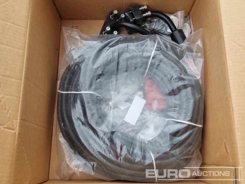 TOPCON Excavator GPS Install Kit, Antenna Brackets (2 of), Sensor Mountings (4 of), TSI3S Sensors (3 of), TSI3D Sensor, 1x5m Can Cable, GX60 Universal Mounting Bracket - Equipamento para oficina: foto 4 TOPCON Excavator GPS Install Kit, Antenna Brackets (2 of), Sensor Mountings (4 of), TSI3S Sensors (3 of), TSI3D Sensor, 1x5m Can Cable, GX60 Universal Mounting Bracket - Equipamento para oficina: foto 4