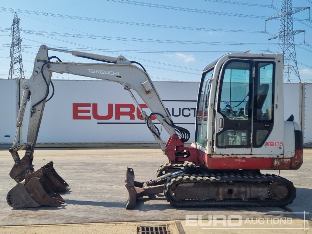 Takeuchi TB135 - Mini escavadeira: foto 2 Takeuchi TB135 - Mini escavadeira: foto 2