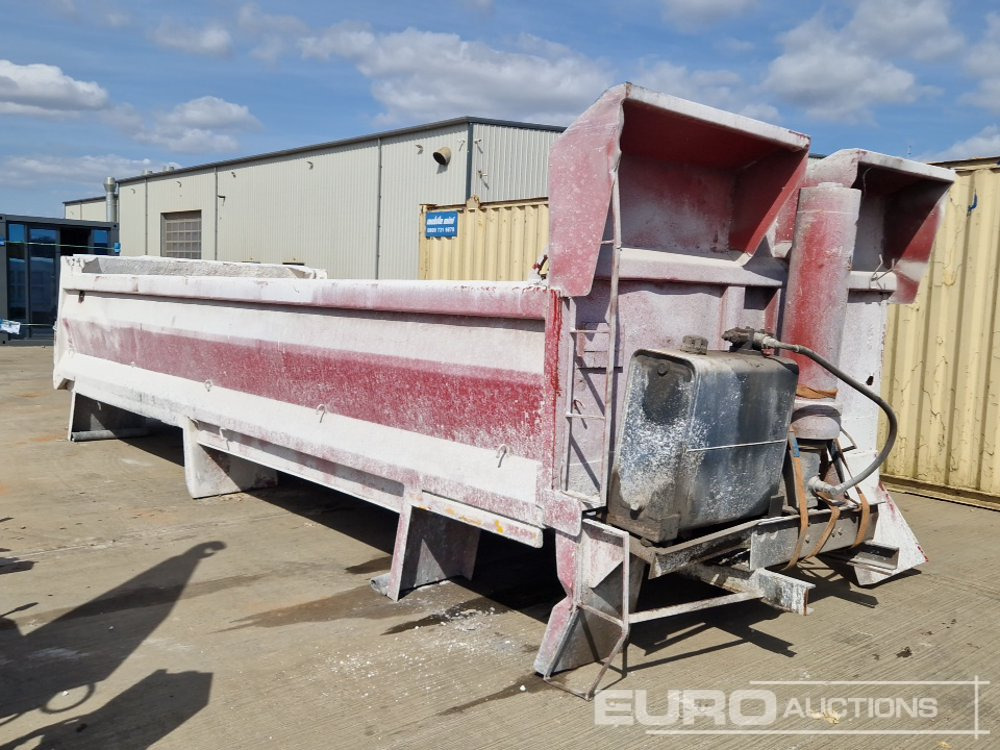 Tipping Body to suit Lorry - Carroçaria para caminhões basculantes: foto 5 Tipping Body to suit Lorry - Carroçaria para caminhões basculantes: foto 5