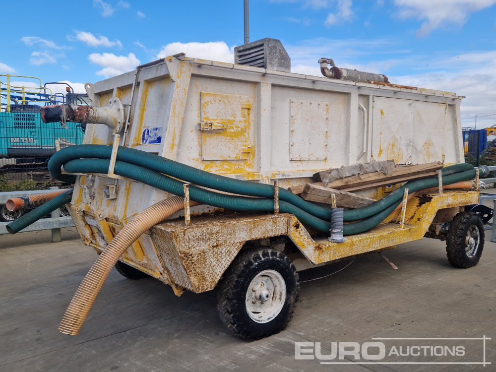 Twin Axle Draw Bar Vacuum, CAT Engine - Reboque tanque: foto 1 Twin Axle Draw Bar Vacuum, CAT Engine - Reboque tanque: foto 1