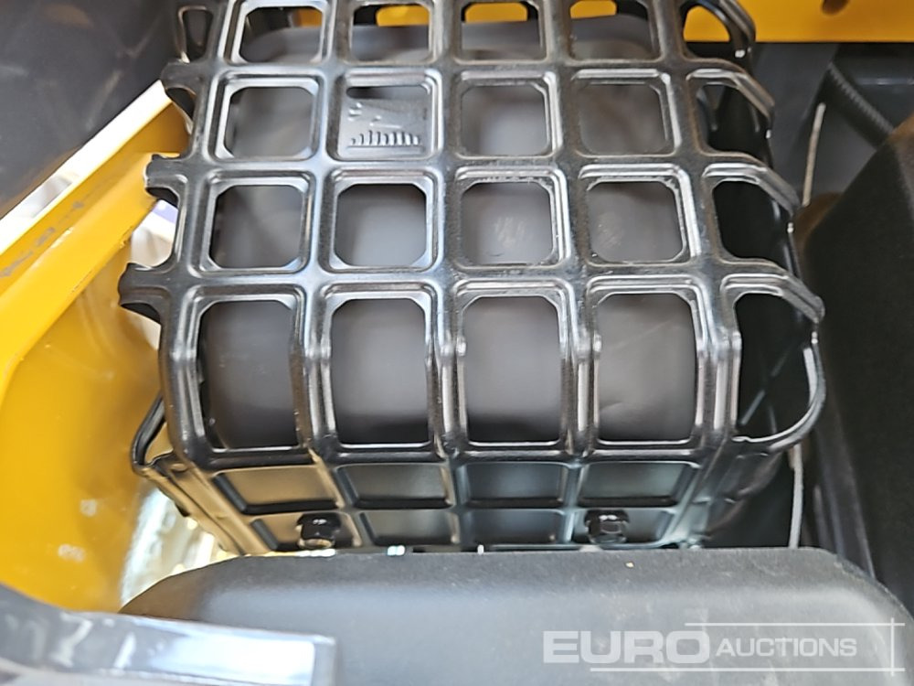 Mini carregadeira Unused 2025 Newrick ZW480: foto 23