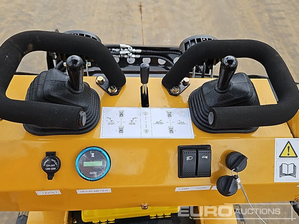 Mini carregadeira Unused 2025 Newrick ZW480: foto 28