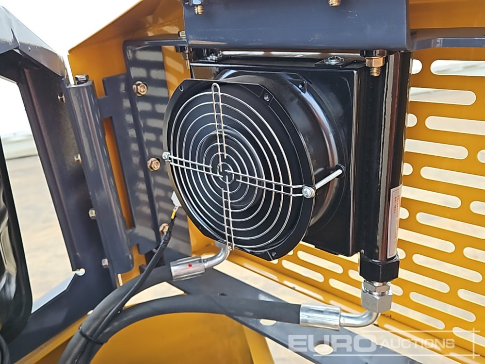 Mini carregadeira Unused 2025 Newrick ZW480: foto 24