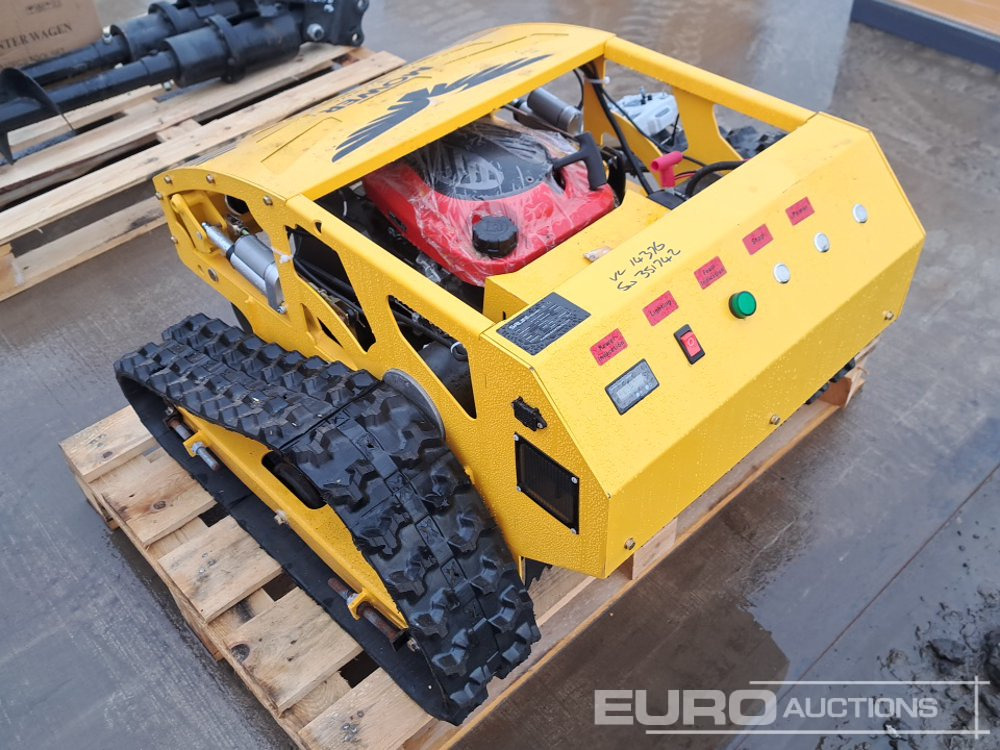 Unused 2025 Salini RC-900 Radio Controlled Tracked Lawnmower (Controls in Office) - Cortador de grama: foto 3 Unused 2025 Salini RC-900 Radio Controlled Tracked Lawnmower (Controls in Office) - Cortador de grama: foto 3