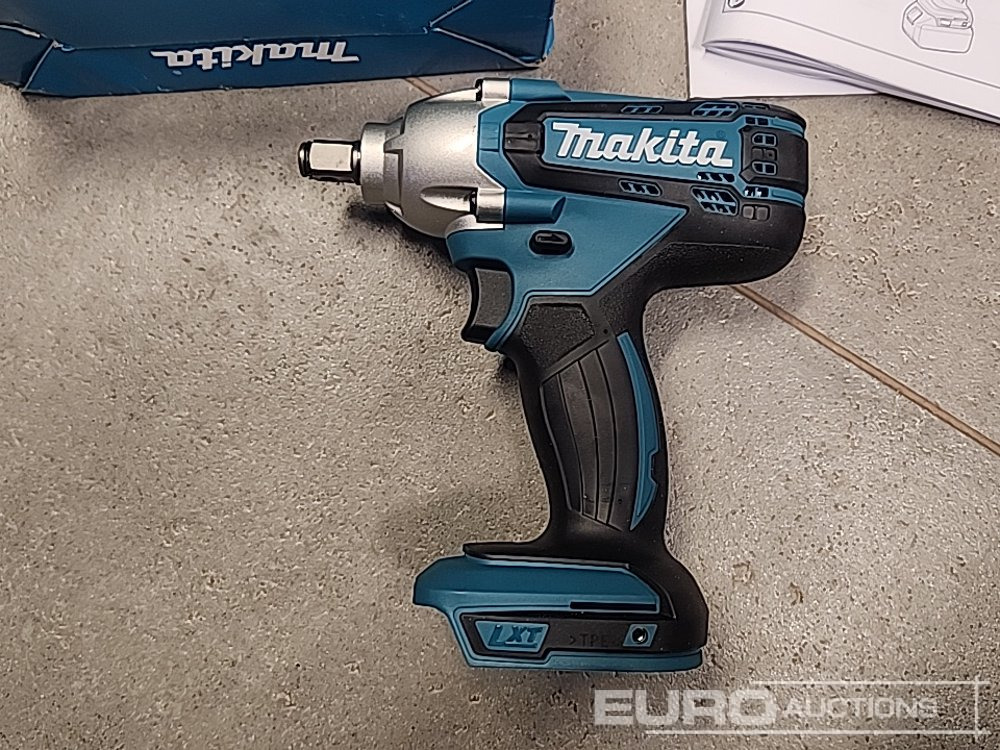 Unused Makita 18V 1/2" Li-Ion LXT Impact Wrench (Body Only) - Equipamento de construção: foto 4 Unused Makita 18V 1/2" Li-Ion LXT Impact Wrench (Body Only) - Equipamento de construção: foto 4