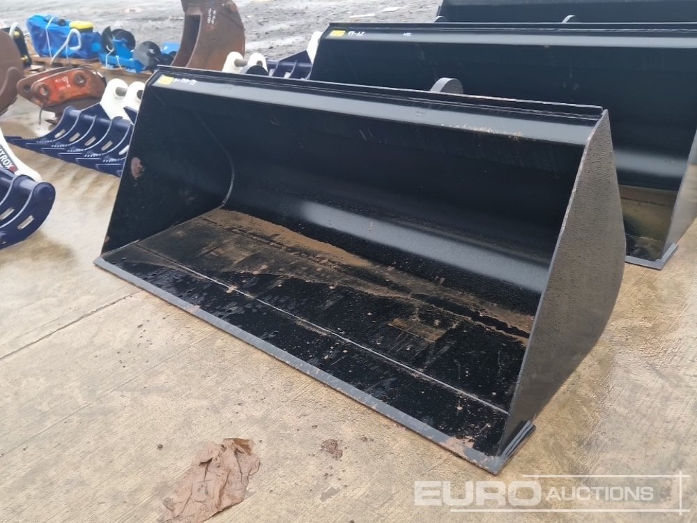 Unused Strickland 90" Loading Bucket to suit JCB Telehandler - Balde: foto 1 Unused Strickland 90" Loading Bucket to suit JCB Telehandler - Balde: foto 1