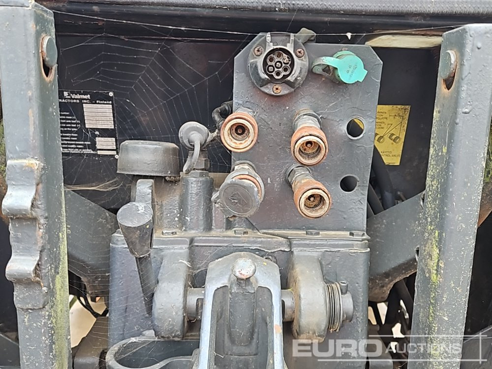 Trator Valmet 665-4: foto 30