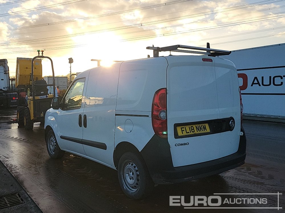 2018 Vauxhall Combo - Veículo comercial: foto 3 2018 Vauxhall Combo - Veículo comercial: foto 3