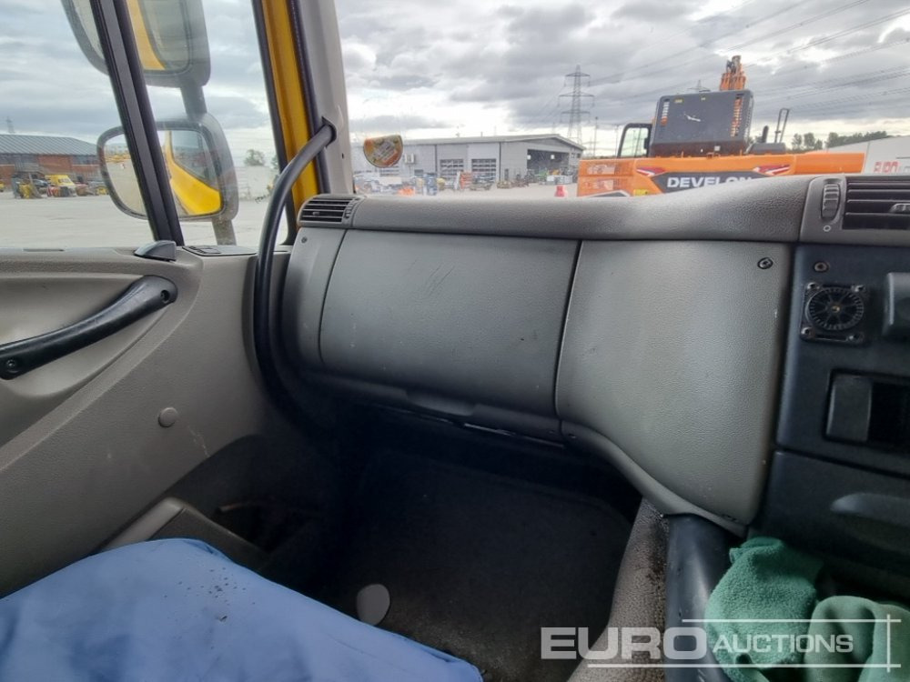 Veículo municipal/ Especial DAF CF65.250: foto 46