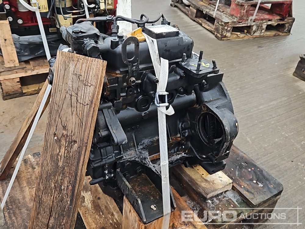 Yanmar 3TNE68 - Motor: foto 3 Yanmar 3TNE68 - Motor: foto 3