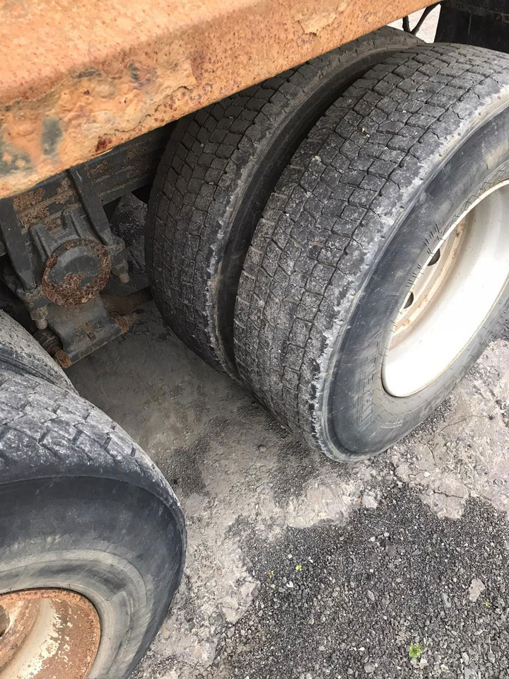 Mercedes-Benz Actros 3240 Tipper - Caminhão basculante: foto 2 Mercedes-Benz Actros 3240 Tipper - Caminhão basculante: foto 2