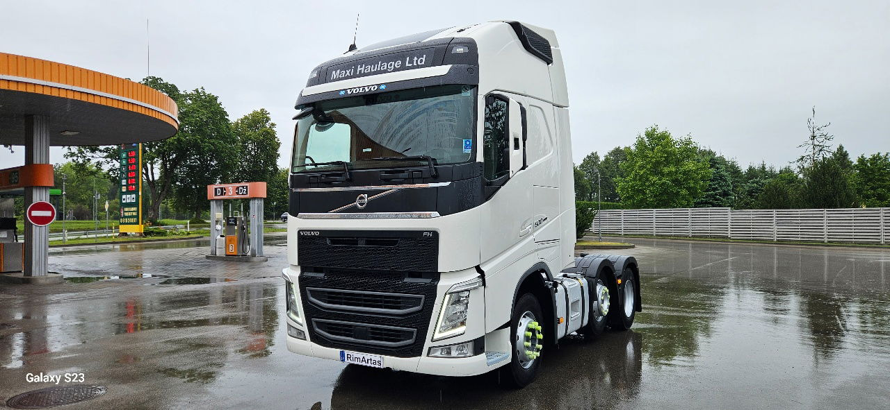 Volvo FH 13.500 - Tractor: foto 2 Volvo FH 13.500 - Tractor: foto 2