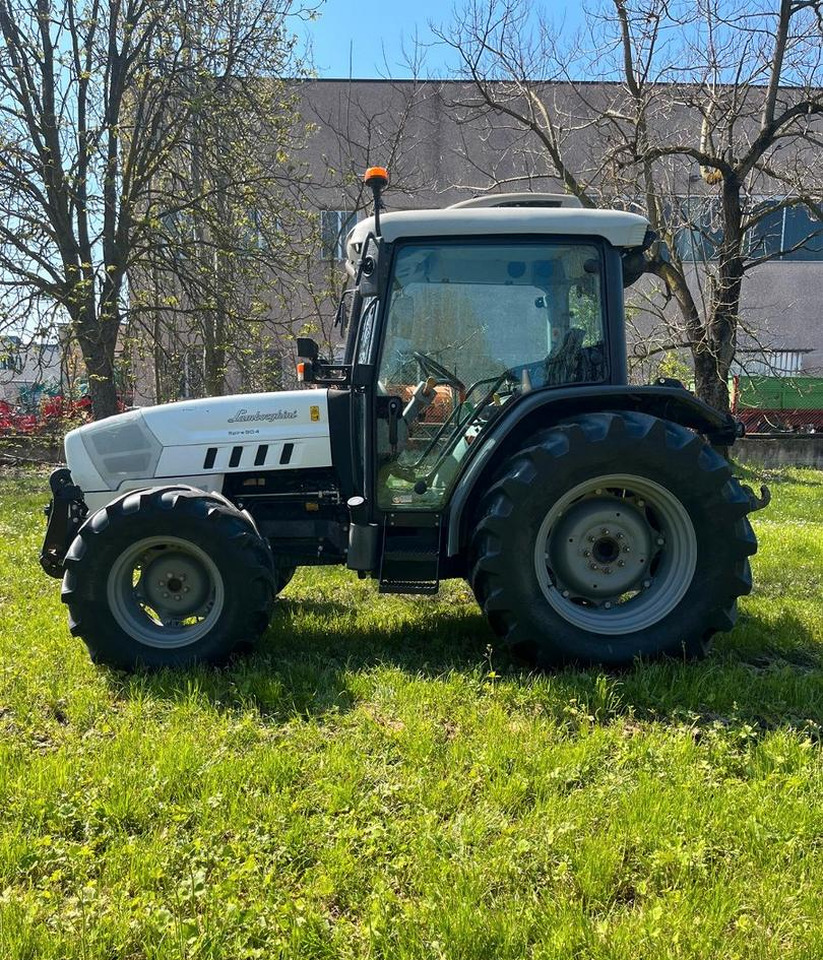 Trattore usato Lamborghini Spire 90.4 - 2015 - Trator: foto 2 Trattore usato Lamborghini Spire 90.4 - 2015 - Trator: foto 2