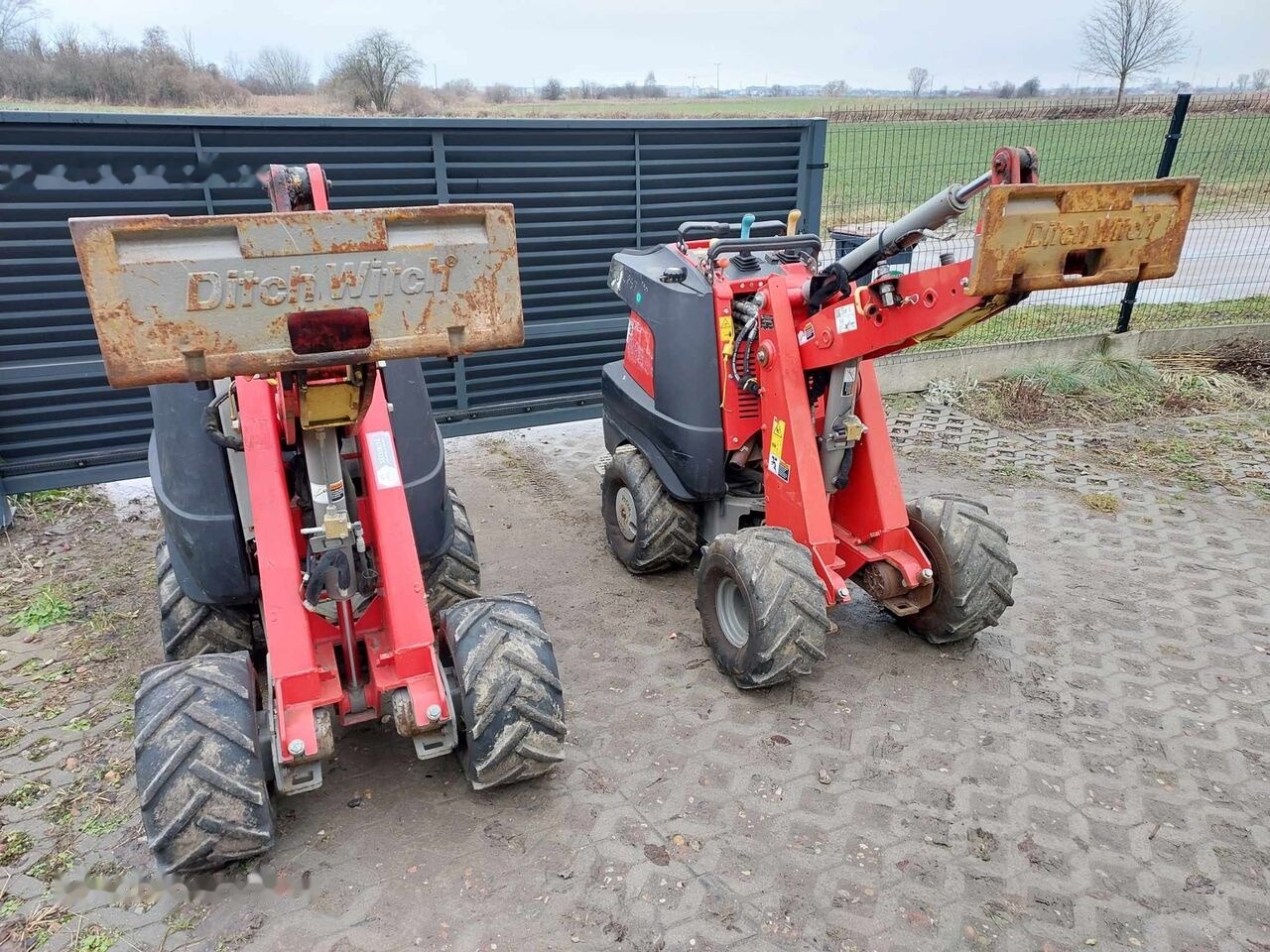 Ditch-Witch Zahn R300 - Colocadora de tubagem: foto 5 Ditch-Witch Zahn R300 - Colocadora de tubagem: foto 5