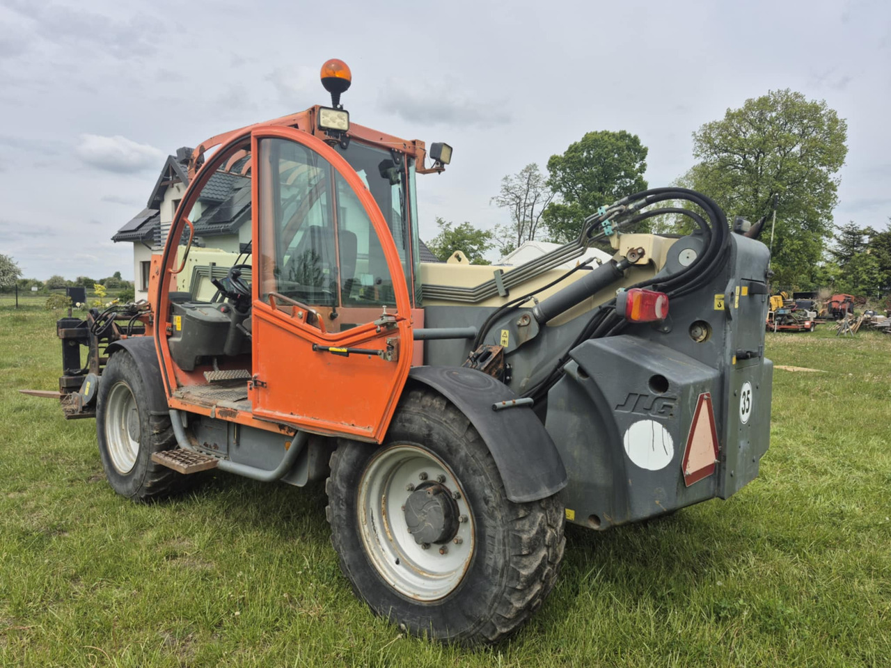 Pá carregadora telescópica JLG 4013: foto 7