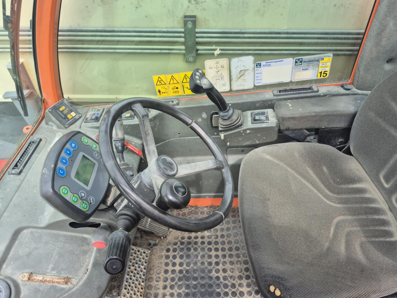 Pá carregadora telescópica JLG 4013: foto 16