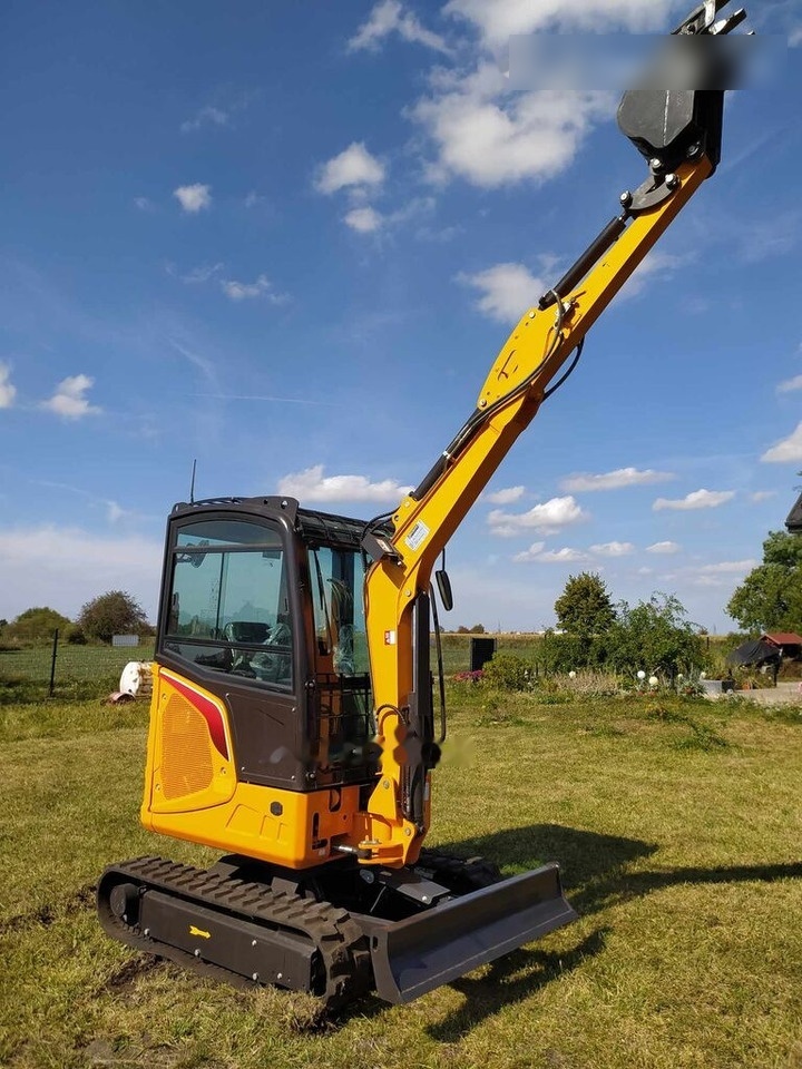 RME30 - Mini escavadeira: foto 3 RME30 - Mini escavadeira: foto 3