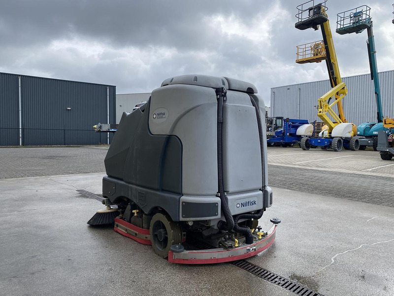 Nilfisk SC6500 1100C, Veeg- Schrobmachine - Lavadora aspiradora de pavimentos: foto 4 Nilfisk SC6500 1100C, Veeg- Schrobmachine - Lavadora aspiradora de pavimentos: foto 4