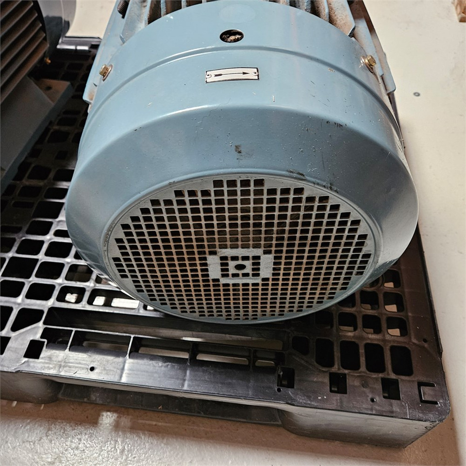 ABB M2QA180L4A (B35) - Máquina: foto 5 ABB M2QA180L4A (B35) - Máquina: foto 5