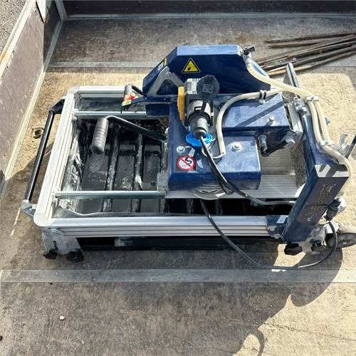 ABC Carat T-3510 - Máquina de asfalto: foto 4 ABC Carat T-3510 - Máquina de asfalto: foto 4