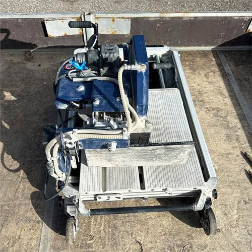 ABC Carat T-3510 - Máquina de asfalto: foto 3 ABC Carat T-3510 - Máquina de asfalto: foto 3