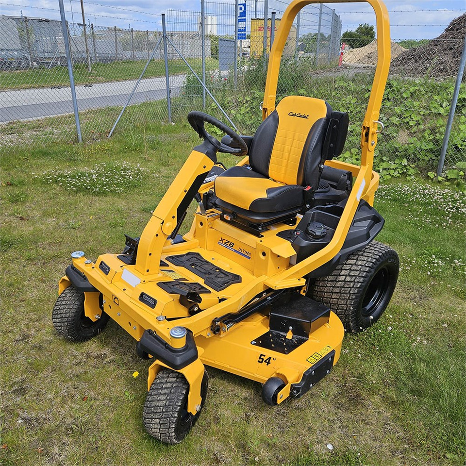 ABC Cub Cadet XZ8 Zero Turn - Cortador de grama: foto 2 ABC Cub Cadet XZ8 Zero Turn - Cortador de grama: foto 2