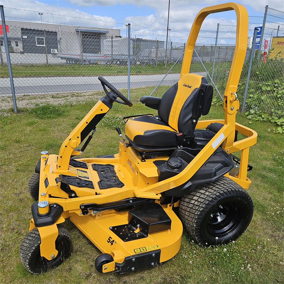 ABC Cub Cadet XZ8 Zero Turn - Cortador de grama: foto 1 ABC Cub Cadet XZ8 Zero Turn - Cortador de grama: foto 1