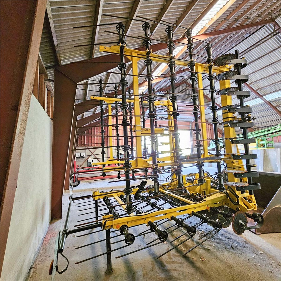ABC PN9000 - Máquina para produção de feno: foto 5 ABC PN9000 - Máquina para produção de feno: foto 5