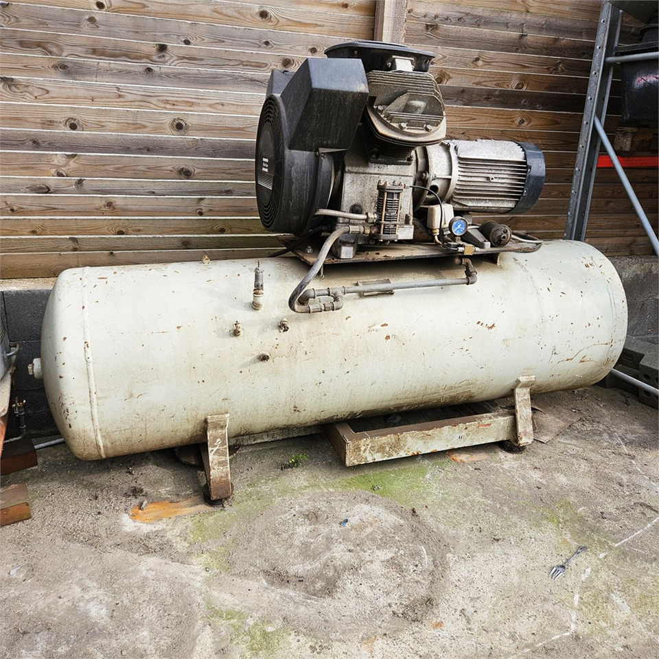 Atlas Copco Compressor - Compressor de ar: foto 1 Atlas Copco Compressor - Compressor de ar: foto 1