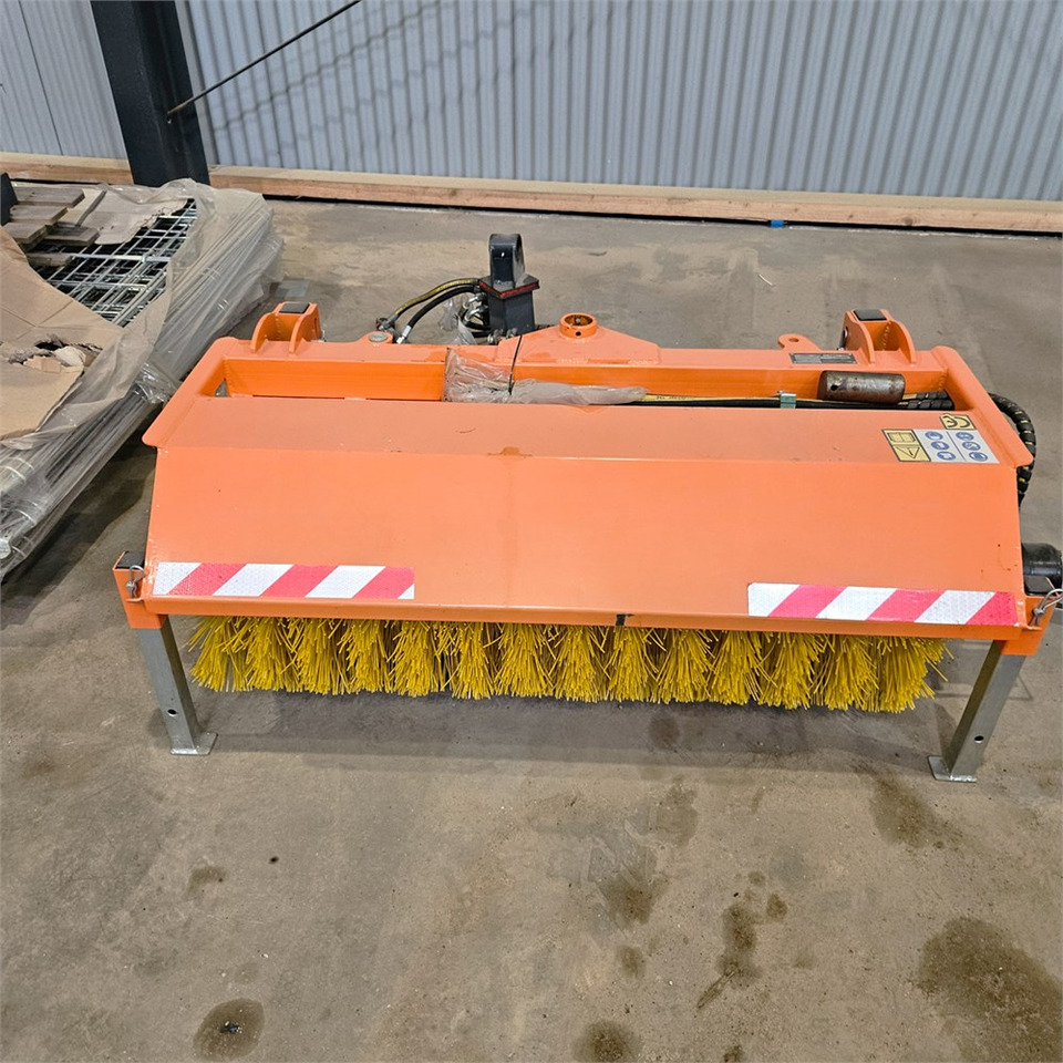 BM ZE120 - Vassoura: foto 2 BM ZE120 - Vassoura: foto 2