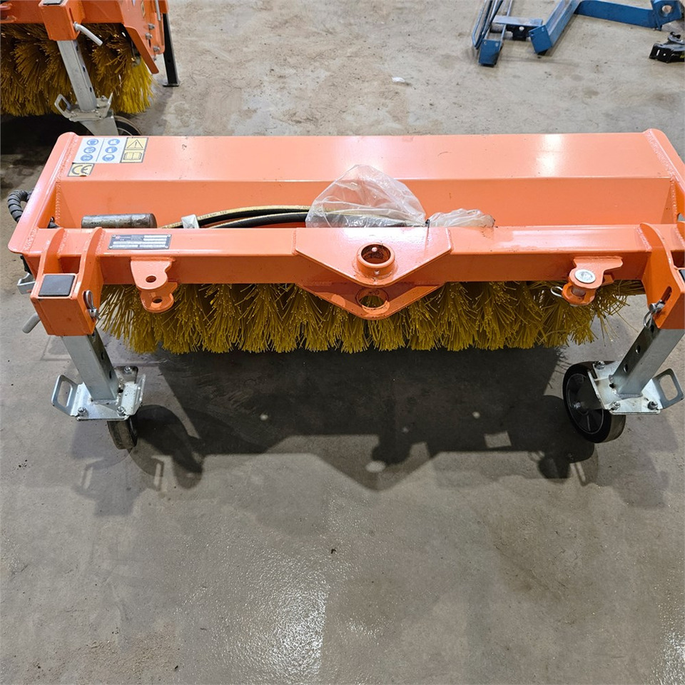 BM ZE120 - Vassoura: foto 4 BM ZE120 - Vassoura: foto 4