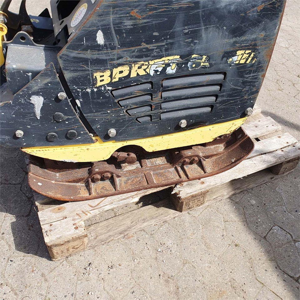 Bomag BRP 60/65 - Placas vibratórias: foto 4 Bomag BRP 60/65 - Placas vibratórias: foto 4