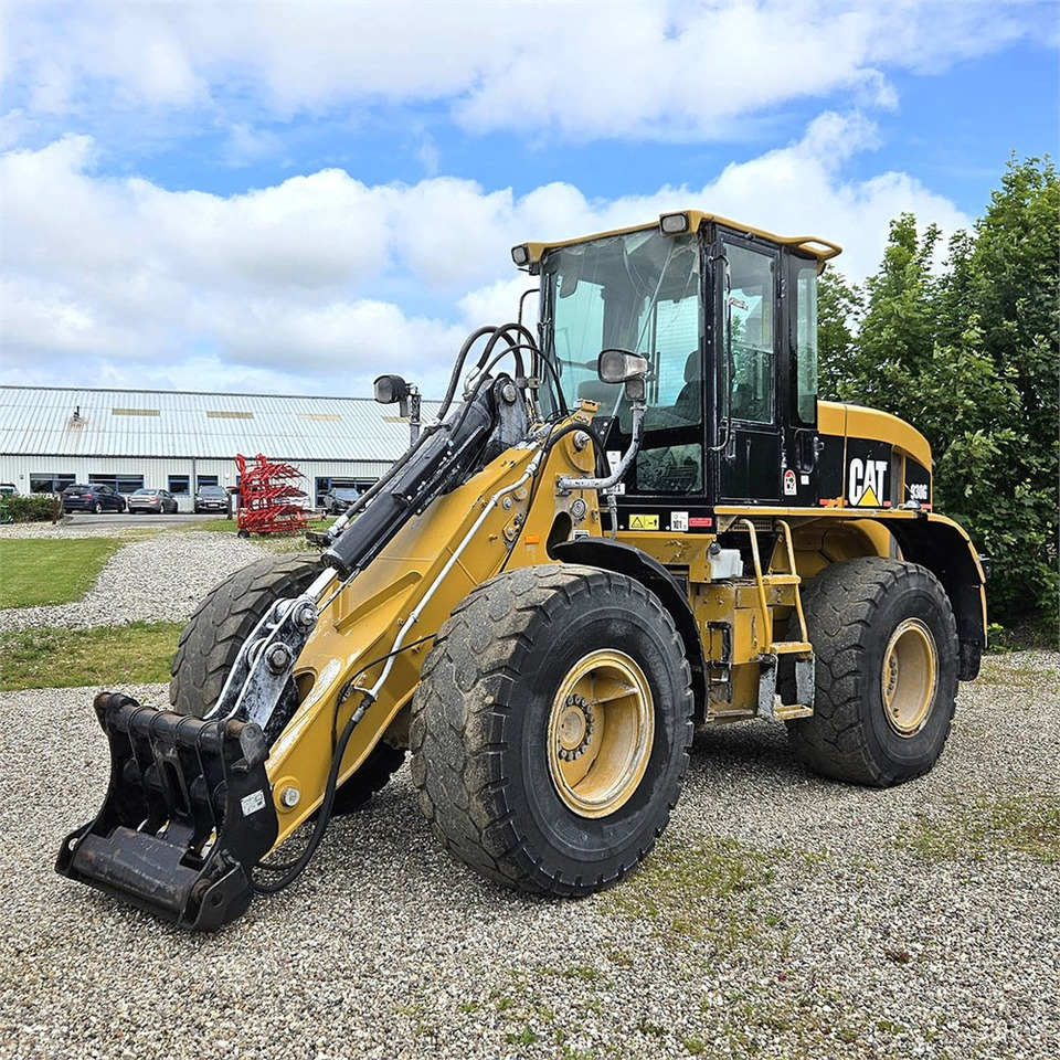 Caterpillar 930G - Carregadeira de rodas: foto 1 Caterpillar 930G - Carregadeira de rodas: foto 1