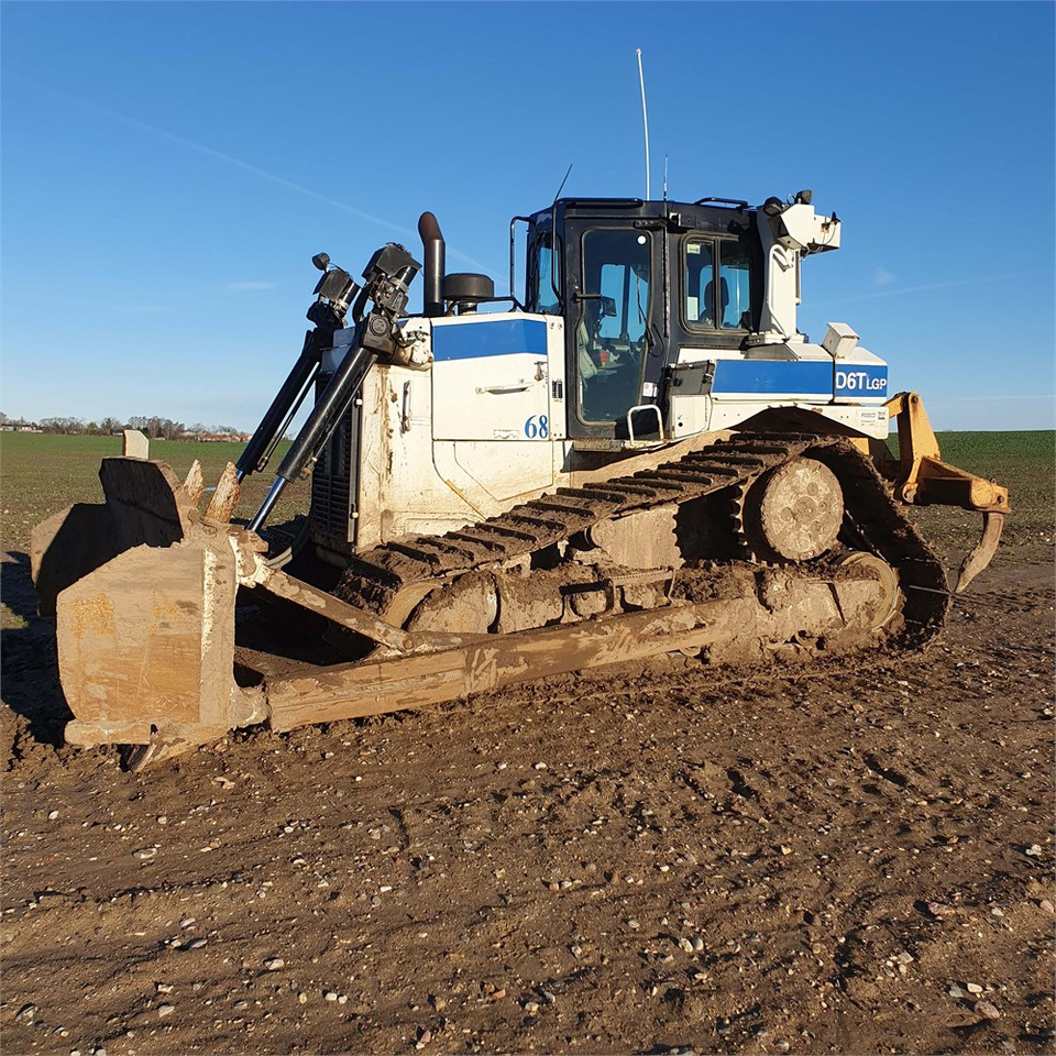 Caterpillar D6T LGP - Buldôzer: foto 1 Caterpillar D6T LGP - Buldôzer: foto 1