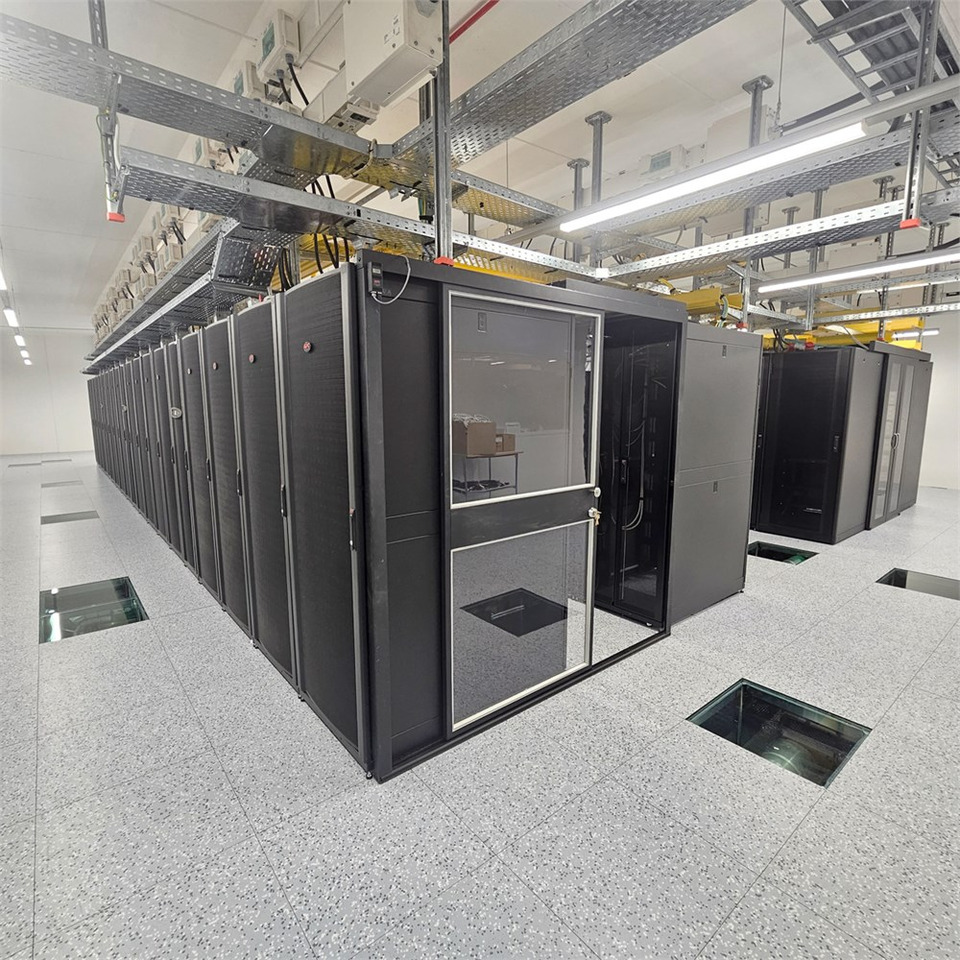 ABB Newave Conceptpower DPA 500 - Equipamento industrial: foto 1 ABB Newave Conceptpower DPA 500 - Equipamento industrial: foto 1