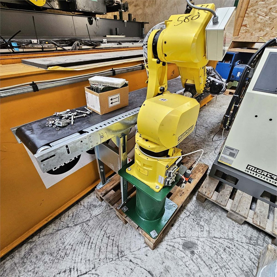 Fanuc M-6iB 6S - Equipamento industrial: foto 2 Fanuc M-6iB 6S - Equipamento industrial: foto 2