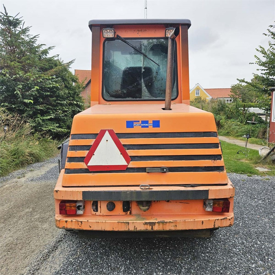 Fiat-Hitachi W80 H - Carregadeira de rodas: foto 4 Fiat-Hitachi W80 H - Carregadeira de rodas: foto 4