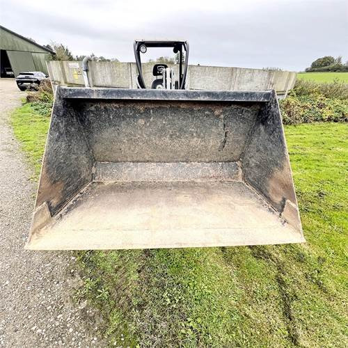 Mini carregadeira Giant D254SW: foto 20 Mini carregadeira Giant D254SW: foto 20