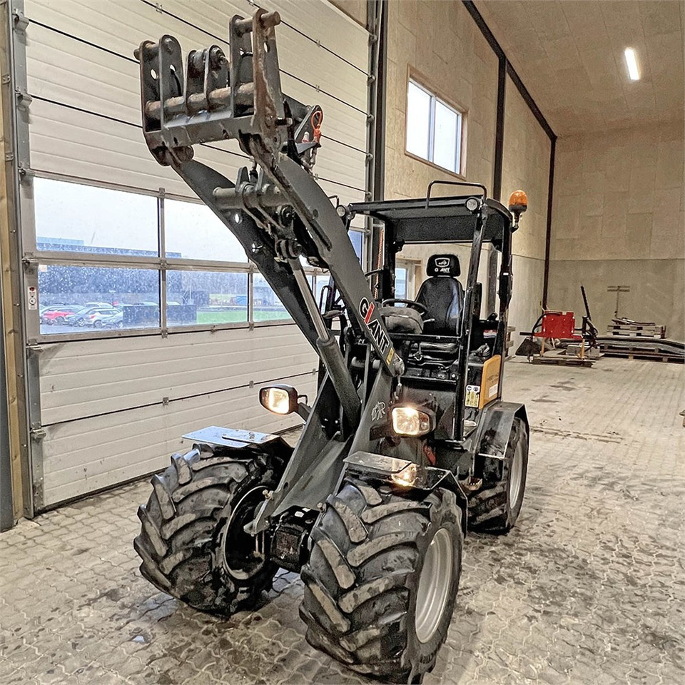 Carregadeira de rodas Giant V452T X-Tra HD: foto 12
