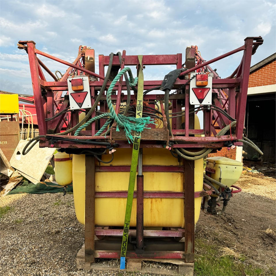 Hardi LZY 1200 - Pulverizador agricola: foto 2 Hardi LZY 1200 - Pulverizador agricola: foto 2